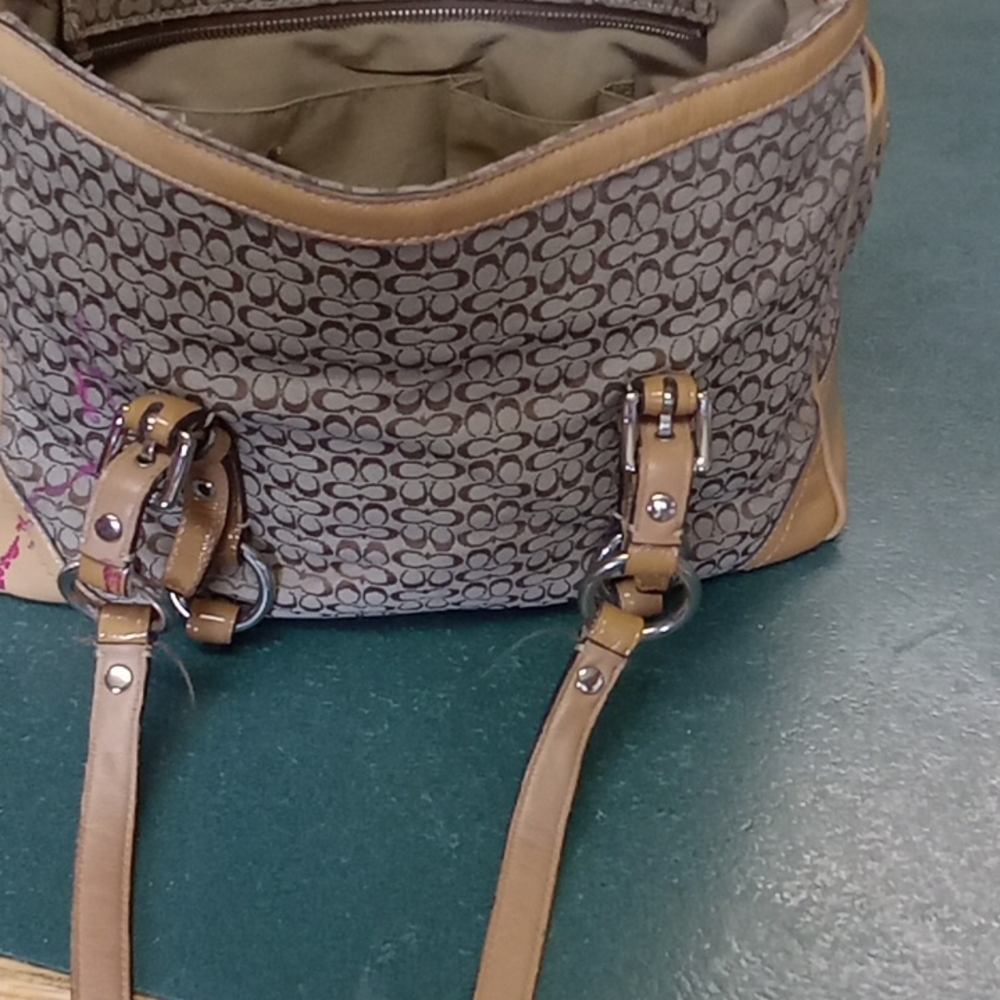 Coach purse - Picture 2 of 12